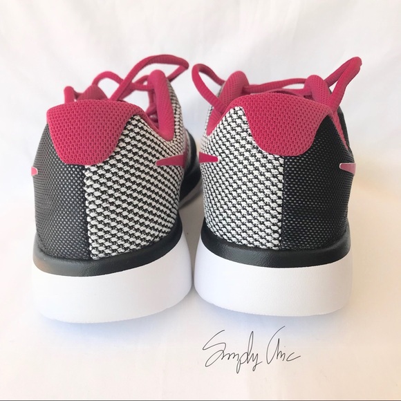 LAST 1 ⭐️ Nike Tanjun racer sneakers black pink - Picture 3 of 6